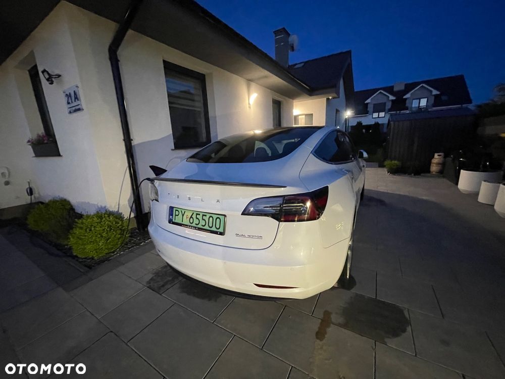 Tesla Model 3 Langstreckenbatterie Allradantrieb Dual Motor Performance - 25