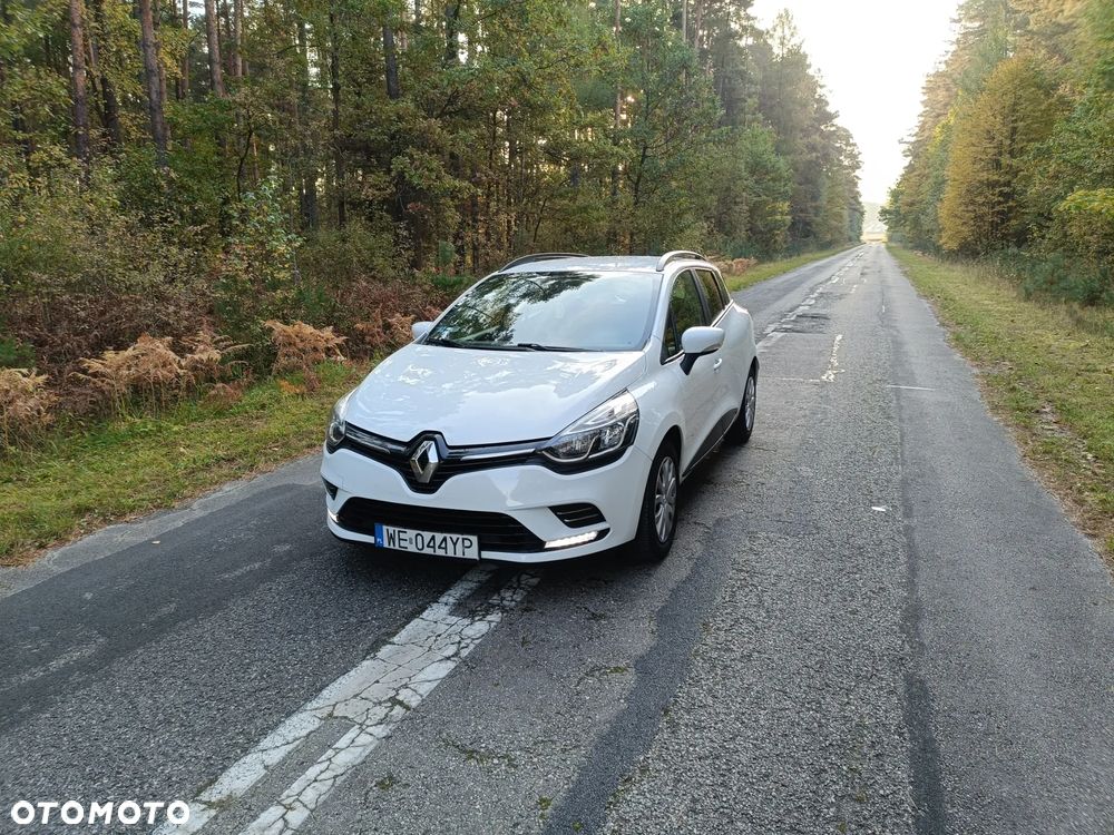 Renault Clio - 25