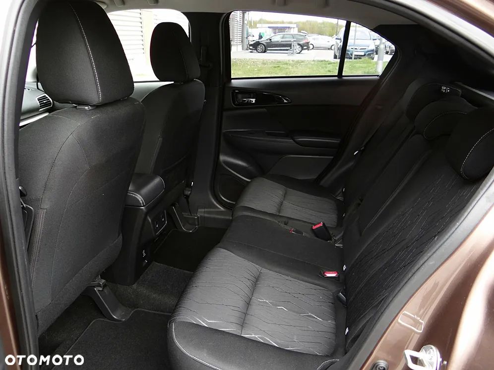 Mitsubishi Eclipse Cross 1.5 T-MIVEC (ClearTec) CVT 2WD Plus - 36