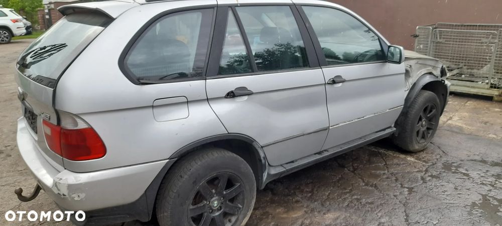 BMW X5 E53 maska - 8