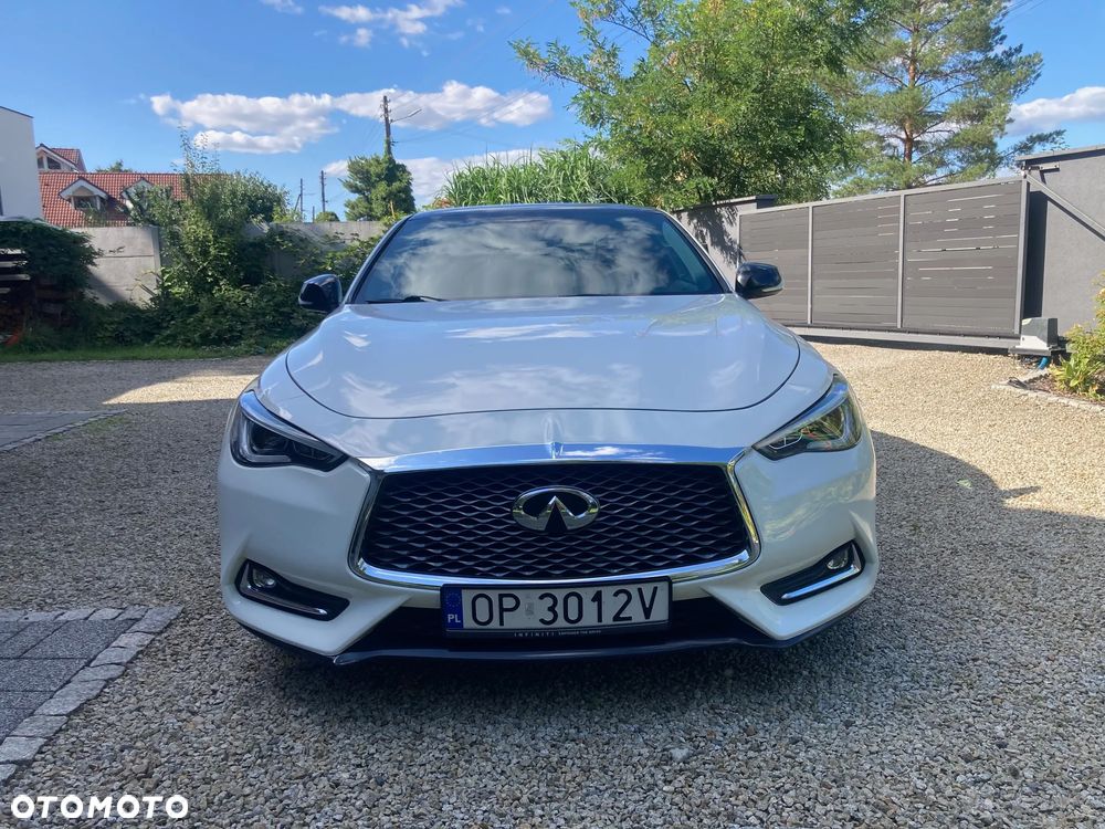Infiniti Q60 - 7