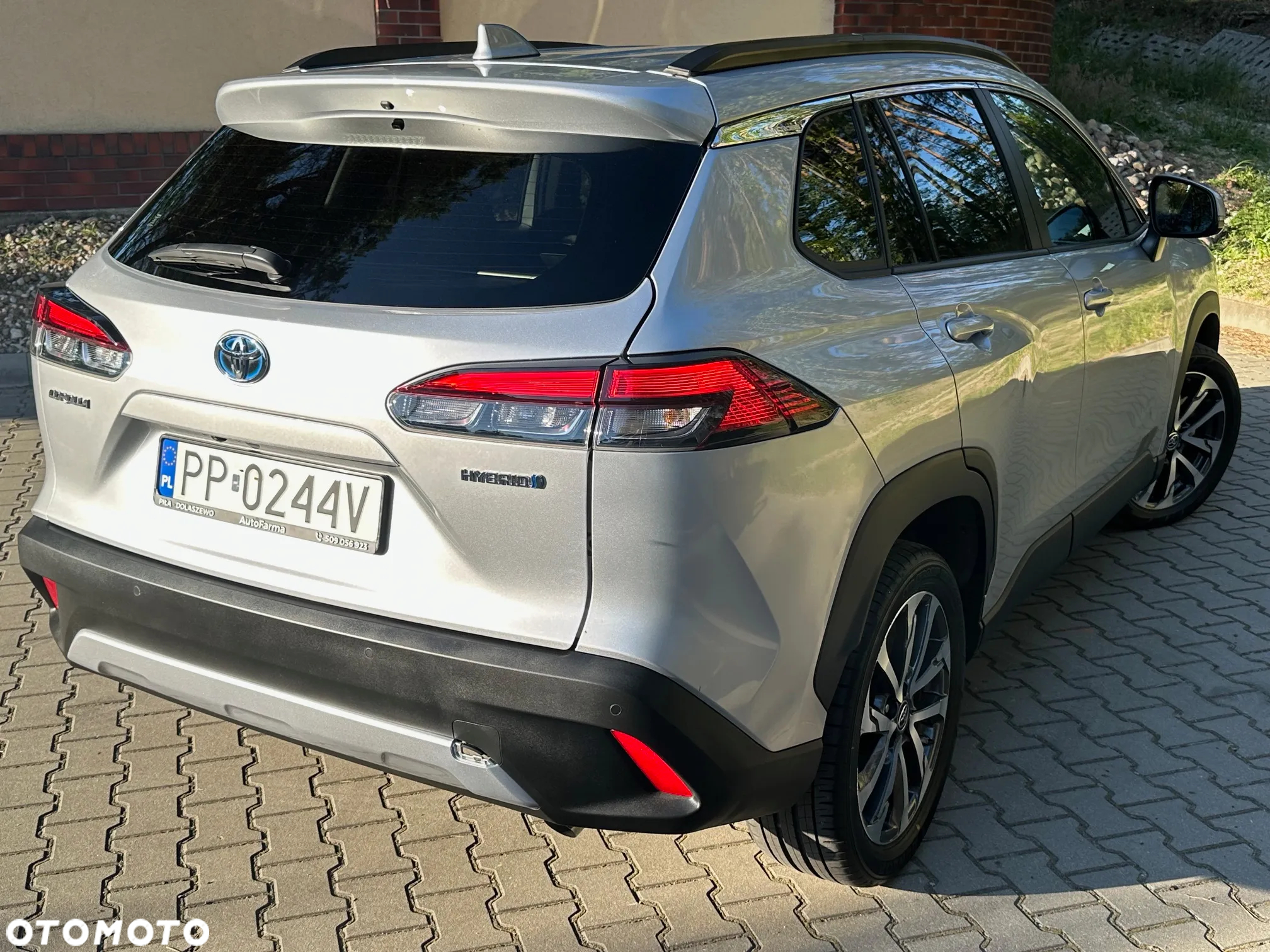 Toyota Corolla Cross ver-2-0-hybrid-executive-awd - 12