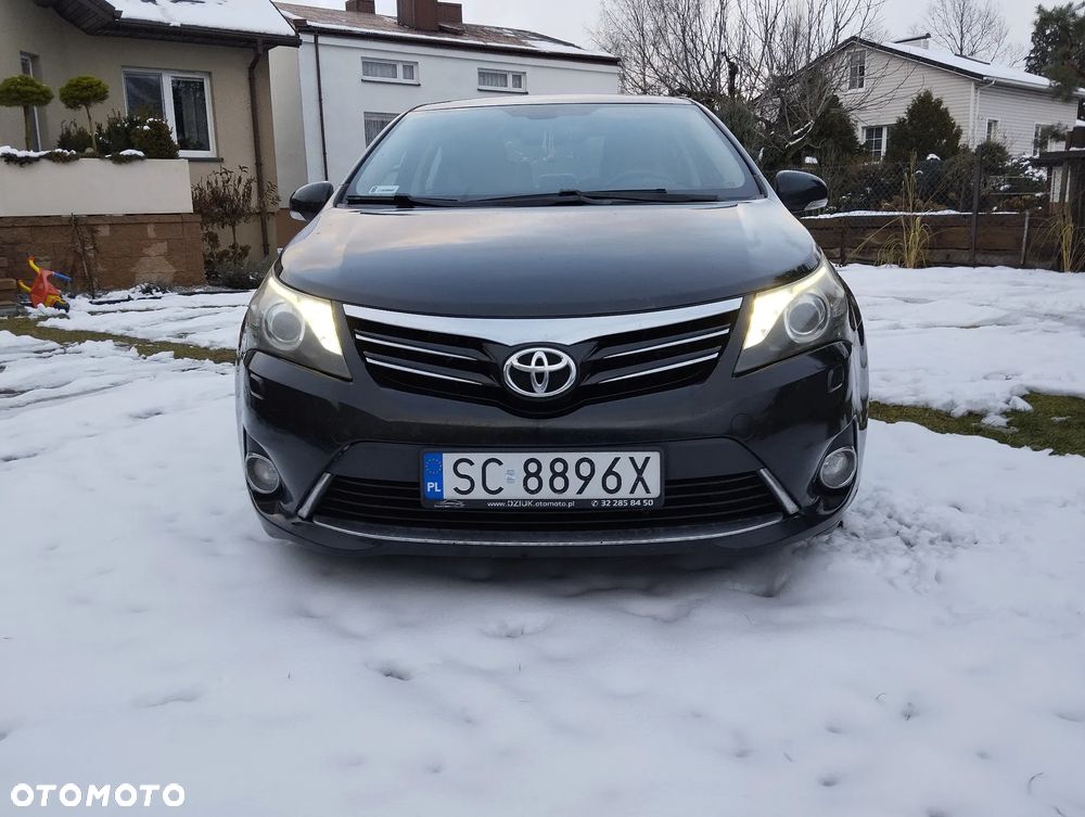 Toyota Avensis 2.0 D-4D Premium - 13