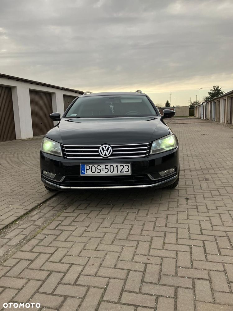 Volkswagen Passat 1.6 TDI DPF BlueMot Comfortline - 2