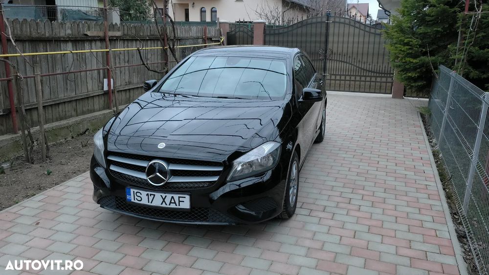 Mercedes-Benz A 180 7G-DCT StreetStyle - 6