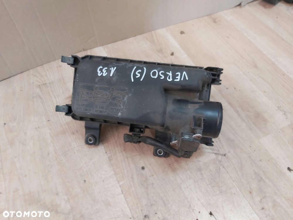Toyota VERSO S obudowa filtra powietrza 1,33 - 1