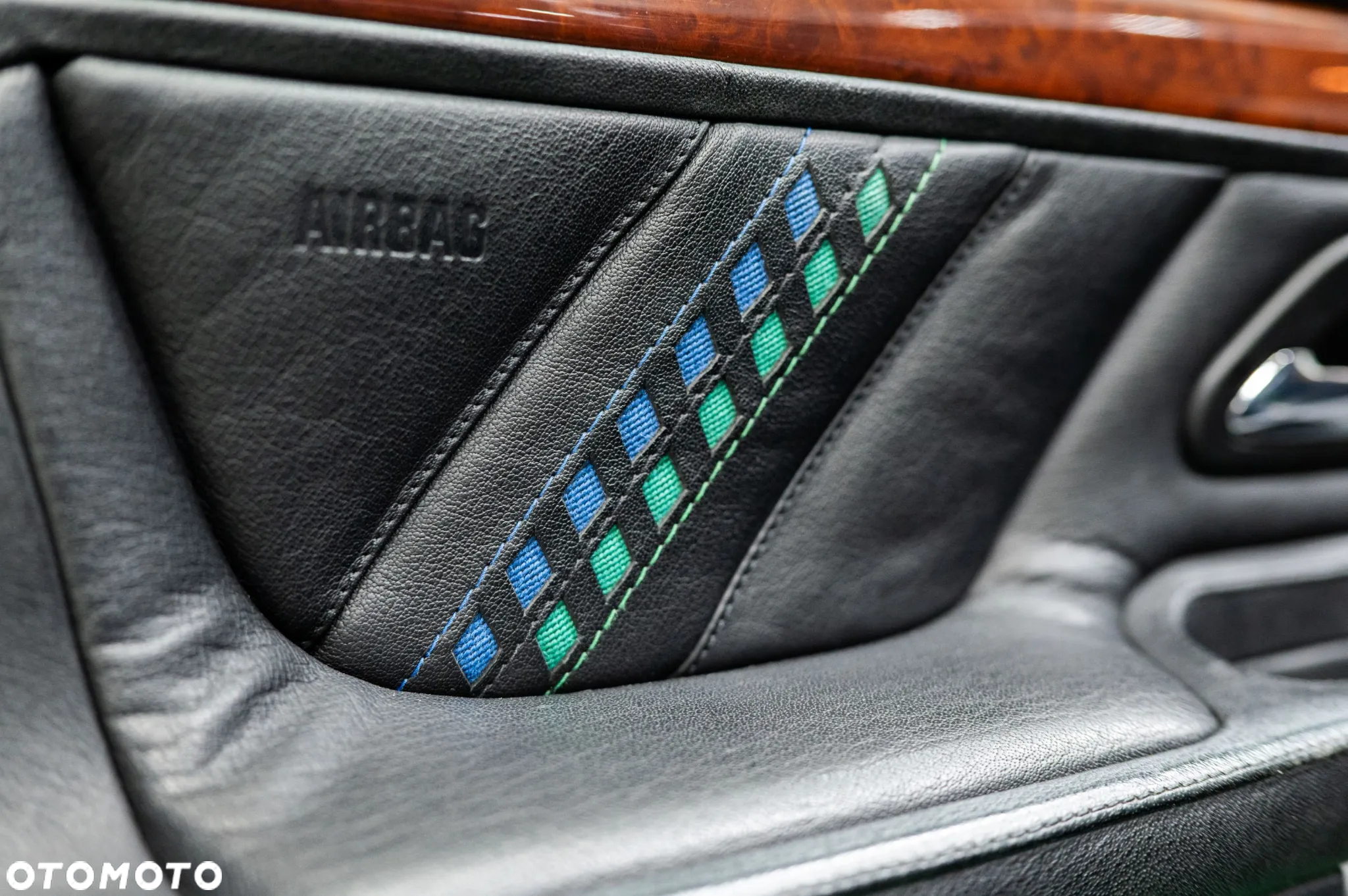 BMW Seria 7 750Li - 21