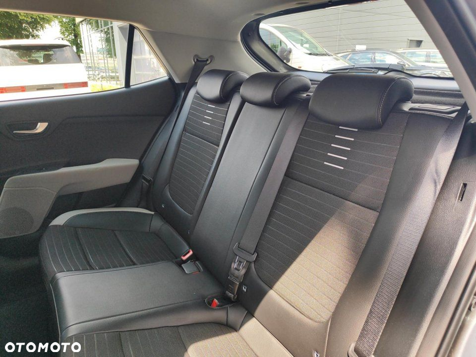 Kia Stonic - 17