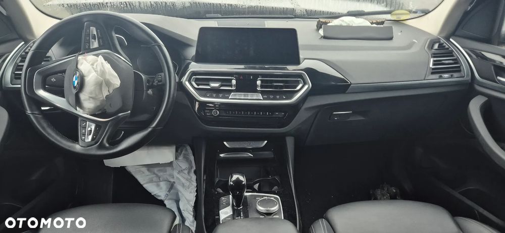 BMW X3 xDrive20d MHEV Advantage - 34