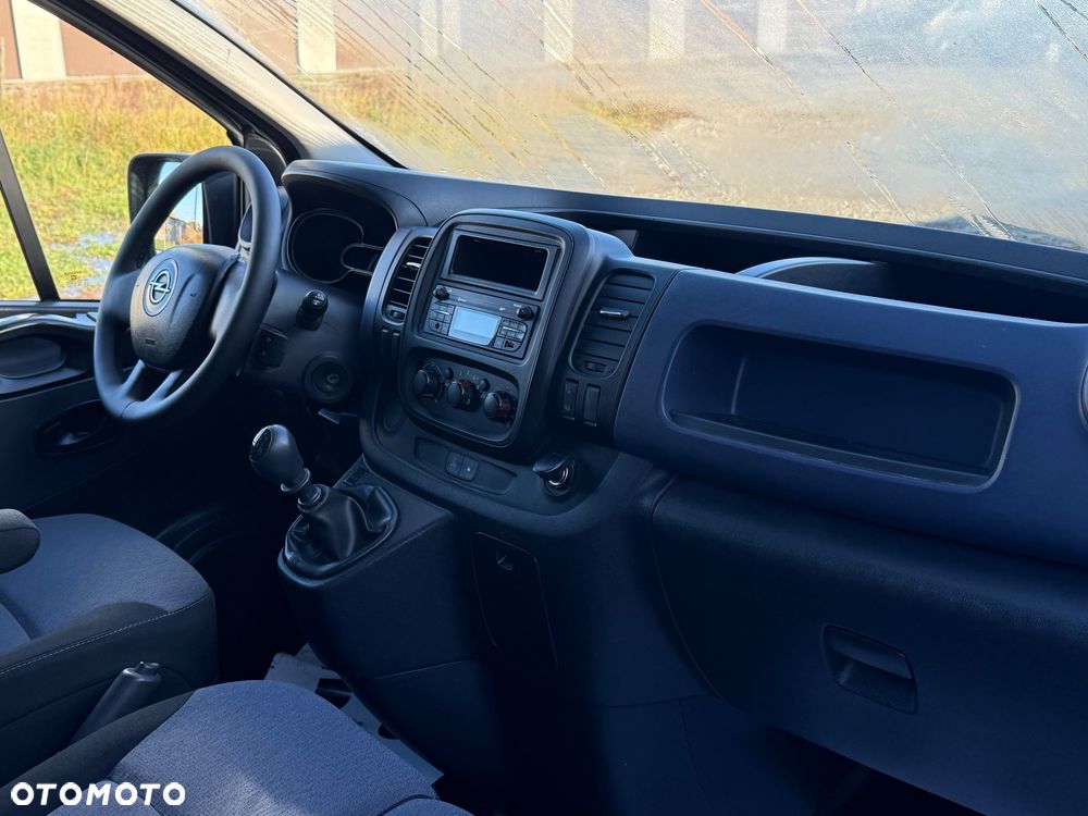 Opel Vivaro - 17