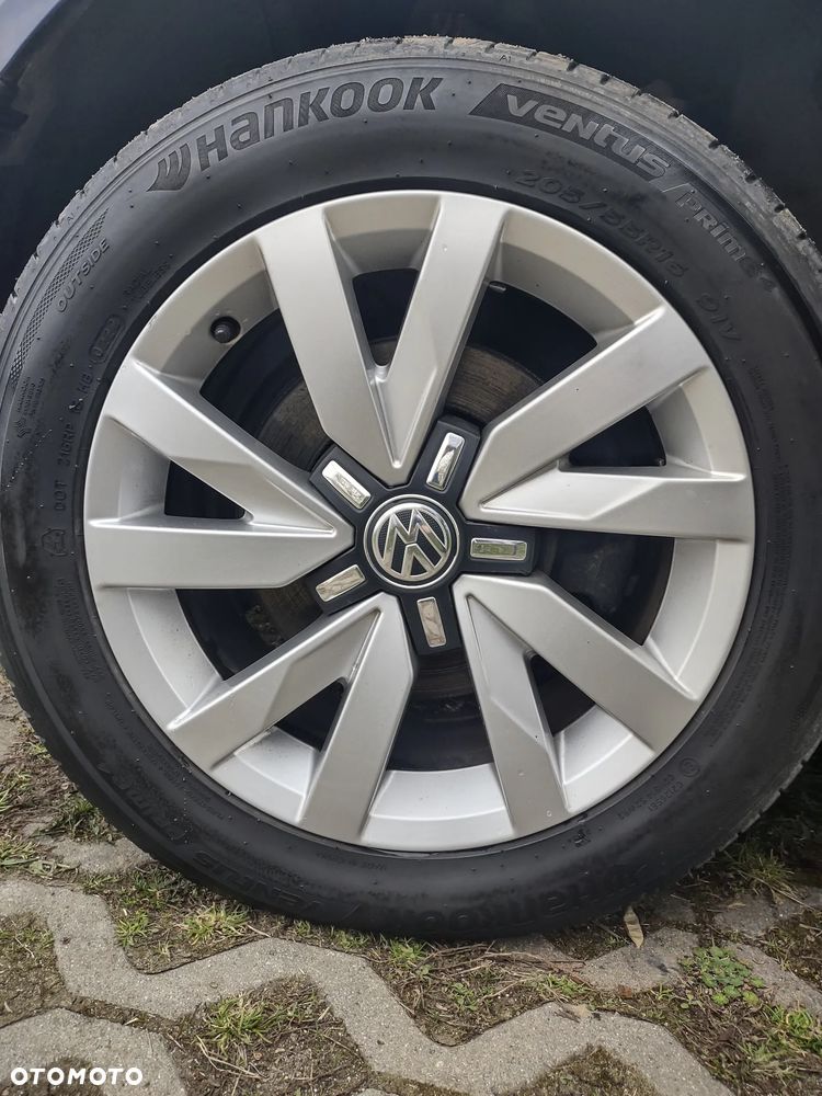 Volkswagen Passat - 10