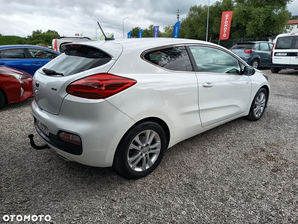 Kia ProCeed 1.6 CRDi ISG Spirit - 12