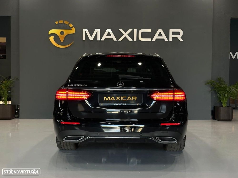 Mercedes-Benz E 300 de 4Matic 9G-TRONIC AMG Line - 5