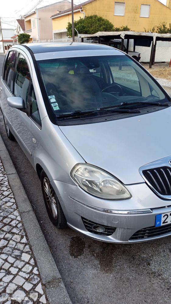 Lancia Musa 1.3 16V M-jet Oro DFN - 4