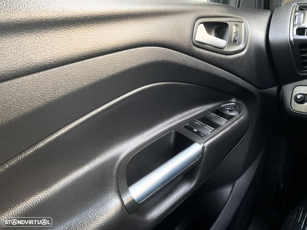 Ford Kuga 1.5 TDCi Titanium - 26