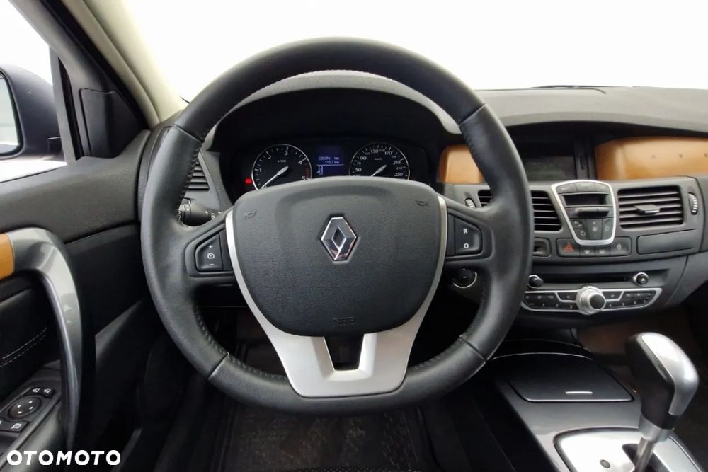 Renault Laguna 3.0 dCi V6 FAP Initiale - 13