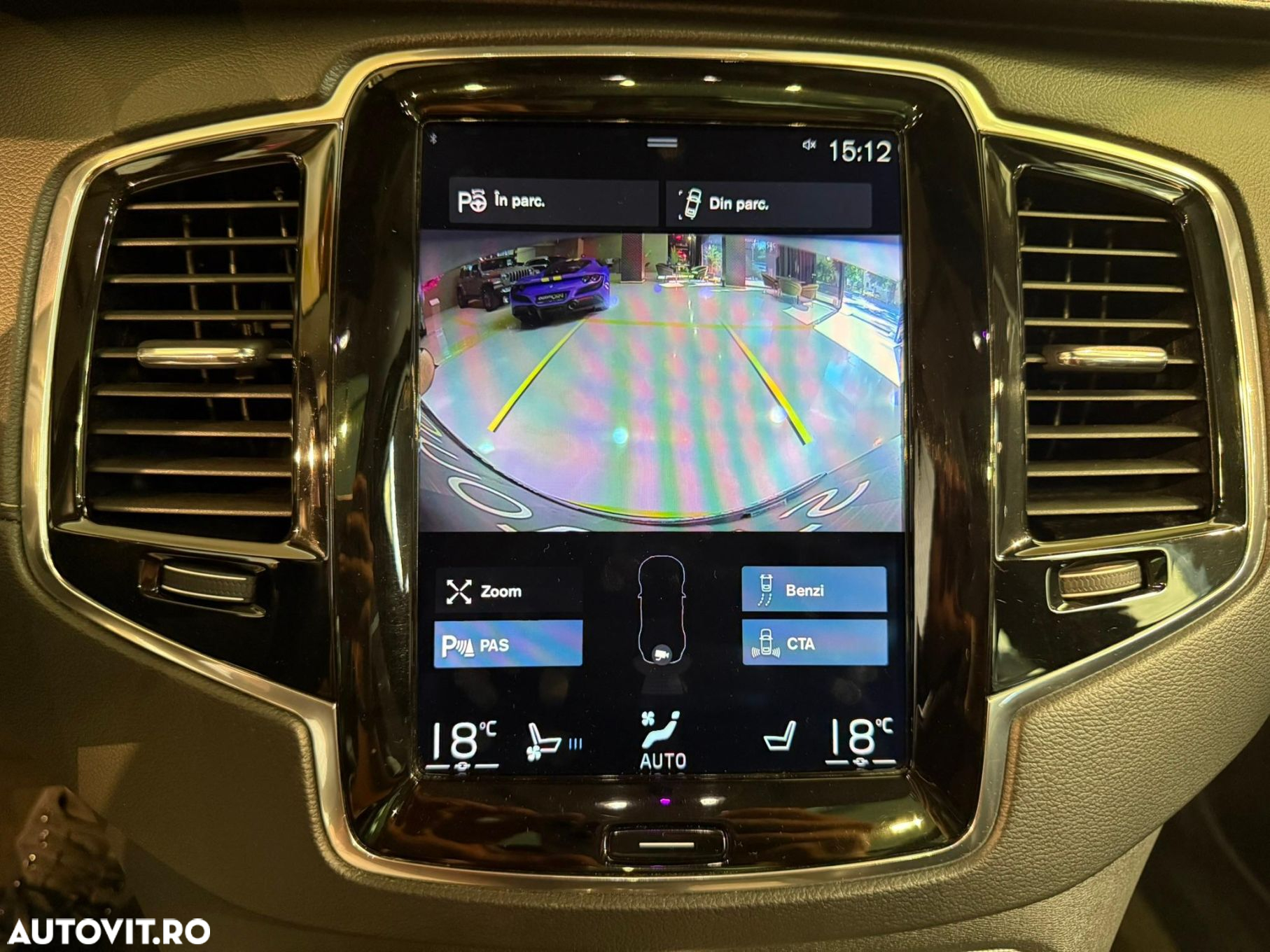 Volvo XC 90 - 30