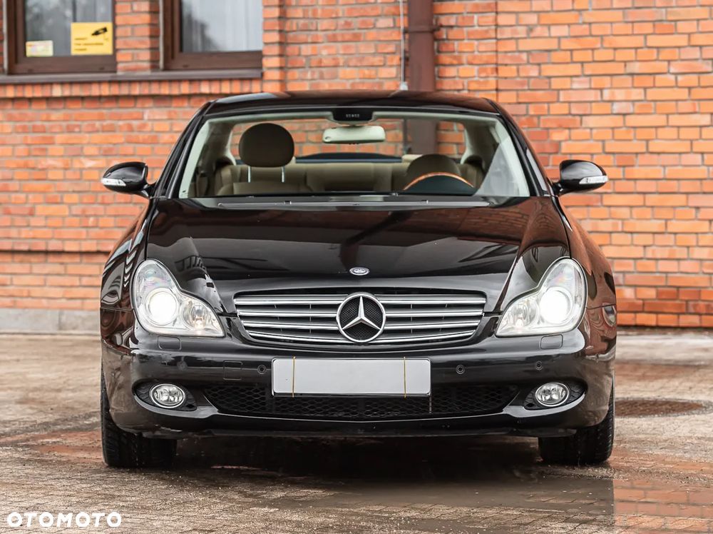 Mercedes-Benz CLS 500 - 10