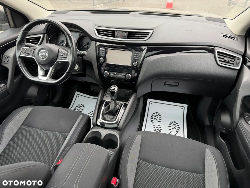 Nissan Qashqai 1.2 DIG-T Tekna Xtronic - 24