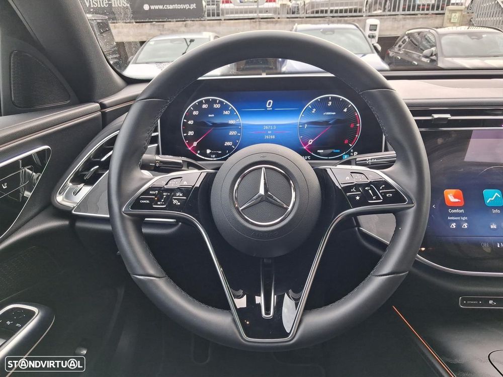 Mercedes-Benz E 220 d Avantgarde - 21