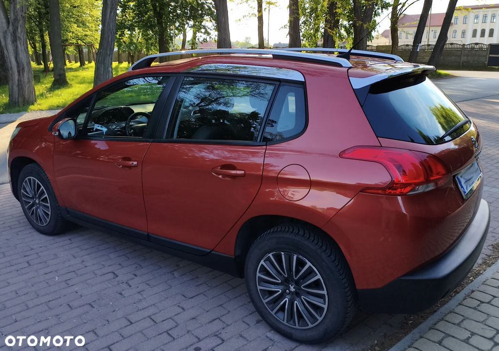 Peugeot 2008 1.6 e-HDi Allure S&S - 6