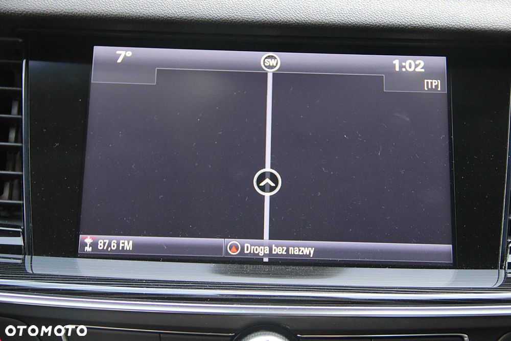 Opel Insignia 2.0 CDTI automatik Business Edition - 28
