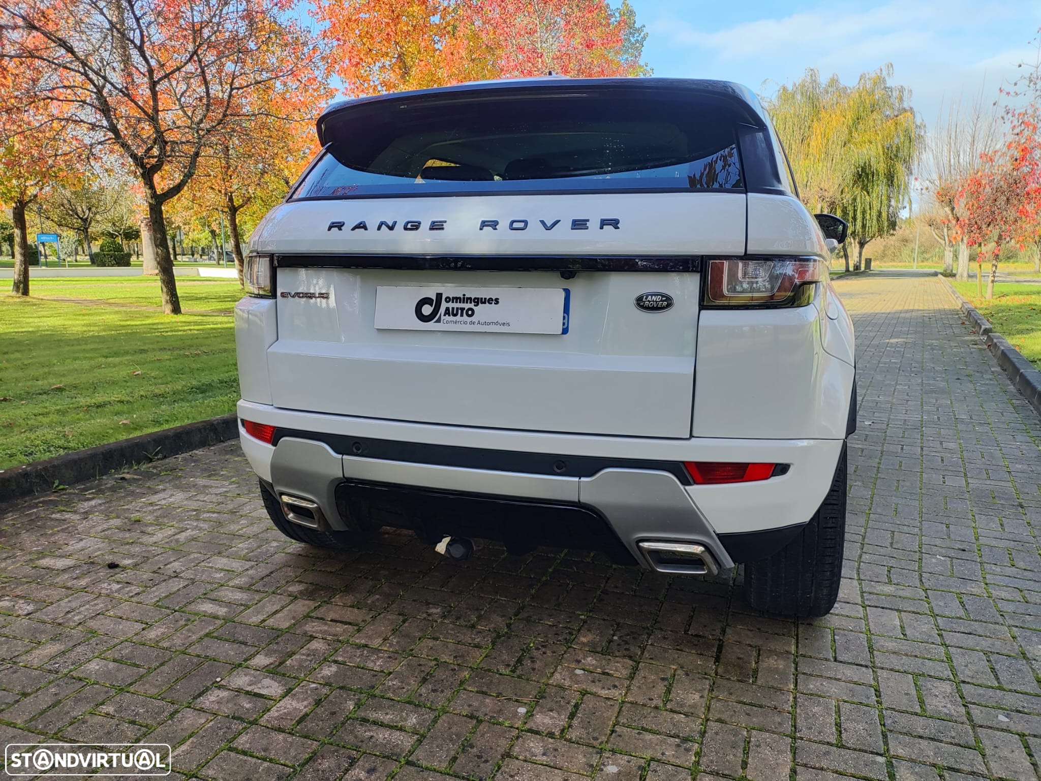 Land Rover Range Rover Evoque 2.0 TD4 SE Dynamic Auto - 17