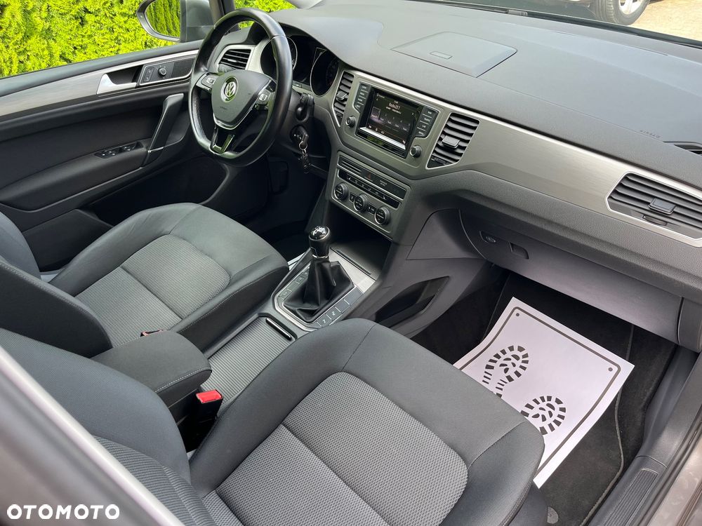Volkswagen Golf Sportsvan - 24