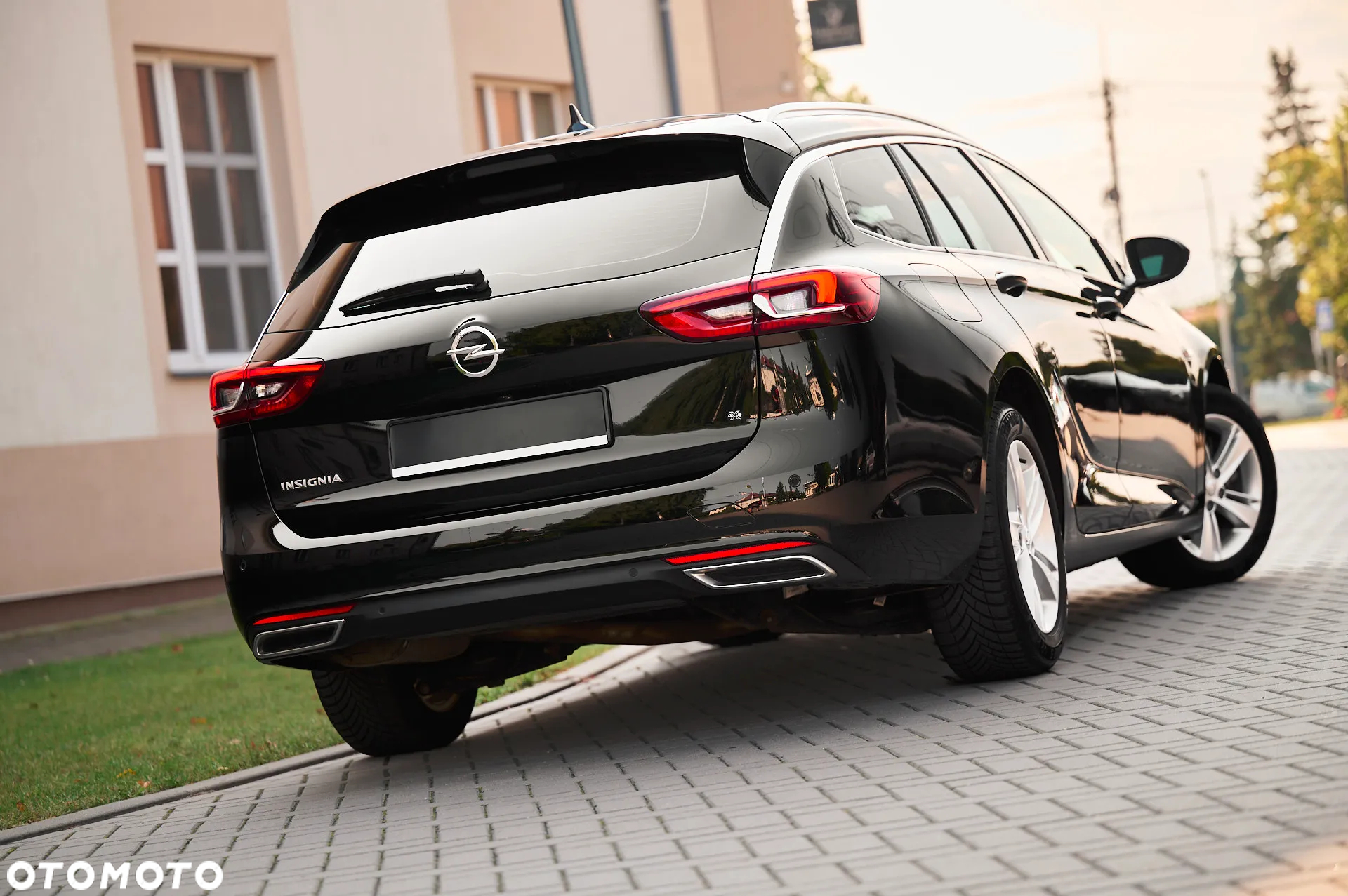 Opel Insignia 2.0 CDTI 4x4 Business Elegance S&S - 2