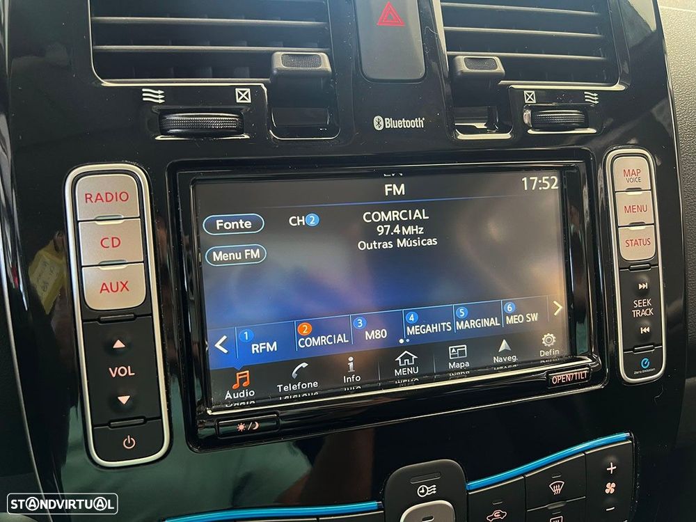Nissan Leaf 24 kWh (c/ Bateria) Acenta - 12