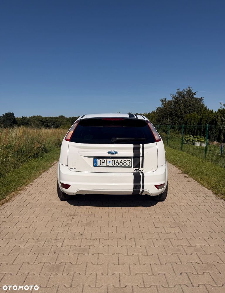 Ford Focus 1.6 Ambiente - 5