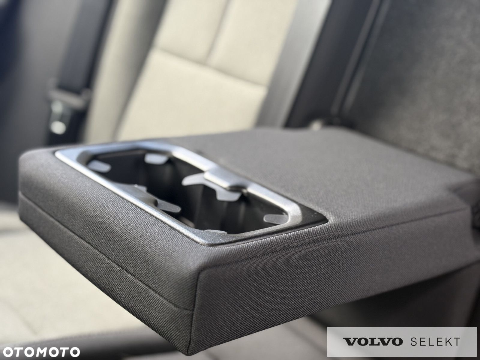 Volvo XC 40 - 29