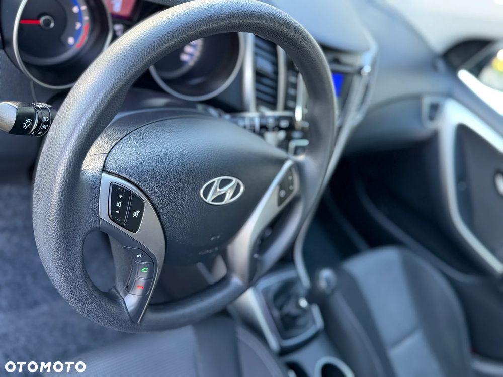 Hyundai i30 1.4 Classic + - 23