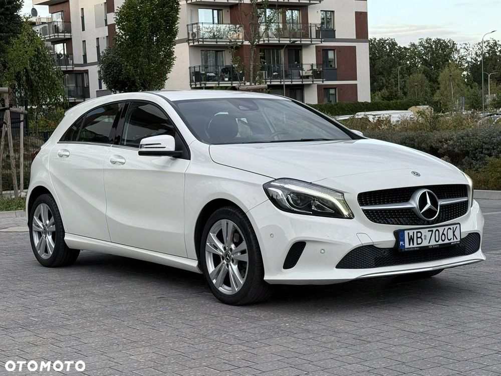 Mercedes-Benz Klasa A 180 (BlueEFFICIENCY) Urban - 3