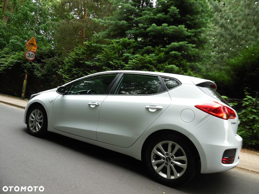 Kia Ceed - 17