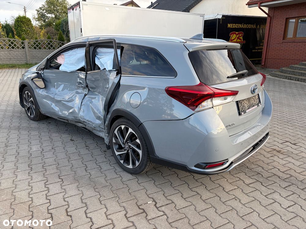 Toyota Auris - 3