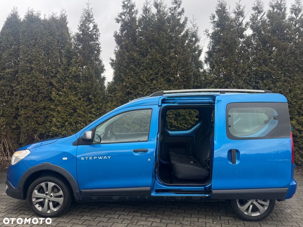 Dacia Dokker TCe 115 Stepway Celebration - 13