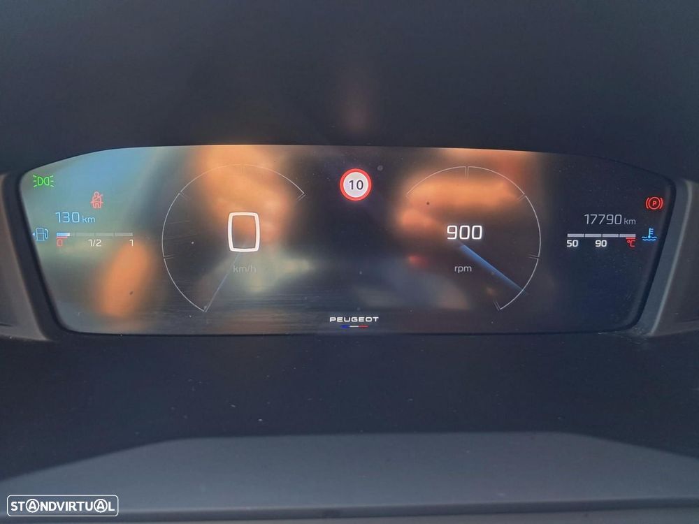 Peugeot 2008 1.2 Allure - 18
