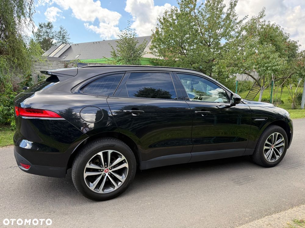 Jaguar F-Pace 2.0 i4D AWD R-Sport - 16
