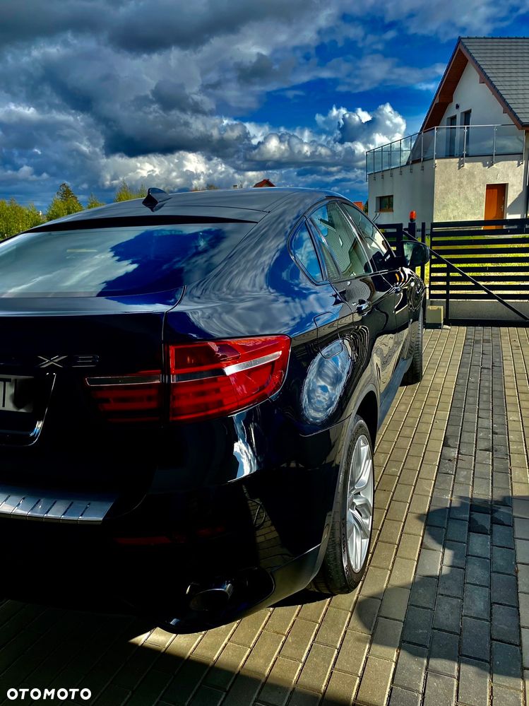 BMW X6 xDrive40d - 13