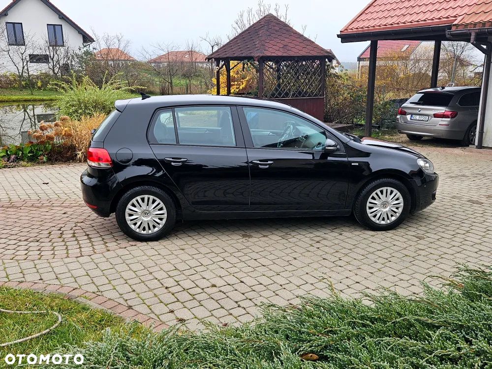 Volkswagen Golf 1.6 TDI DPF BlueMotion Technology MATCH - 10