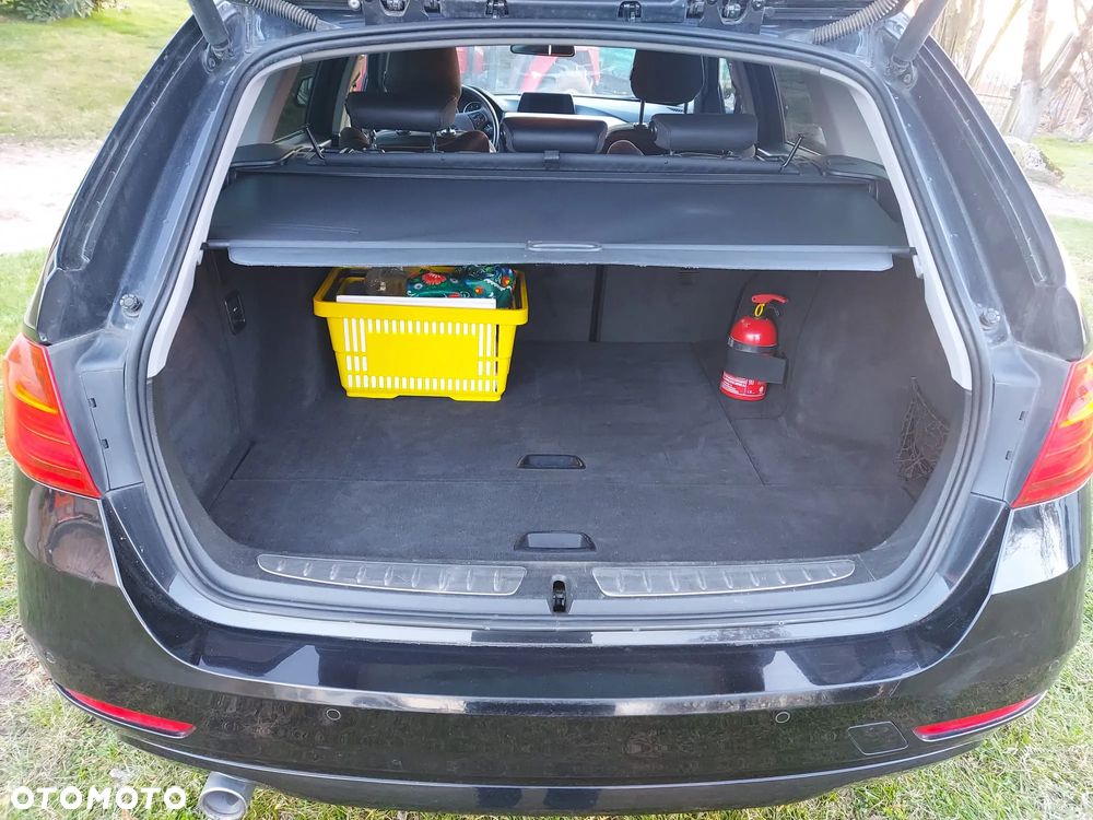 BMW Seria 3 318d DPF - 17