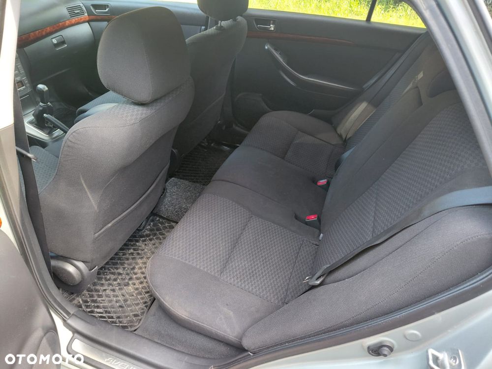 Toyota Avensis 1.8 VVT-i Sol - 7