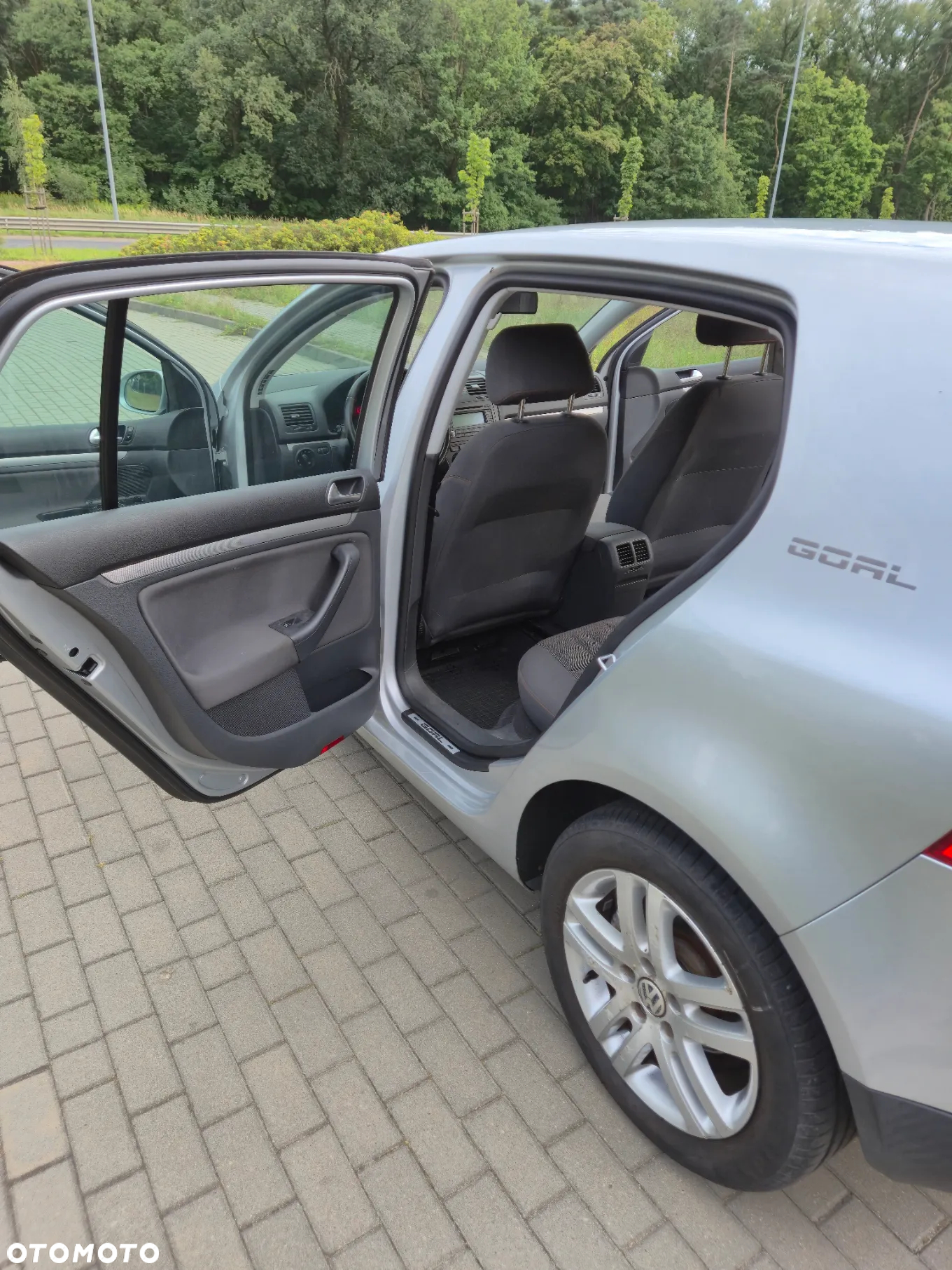 Volkswagen Golf V 1.6 FSI Comfortline - 19