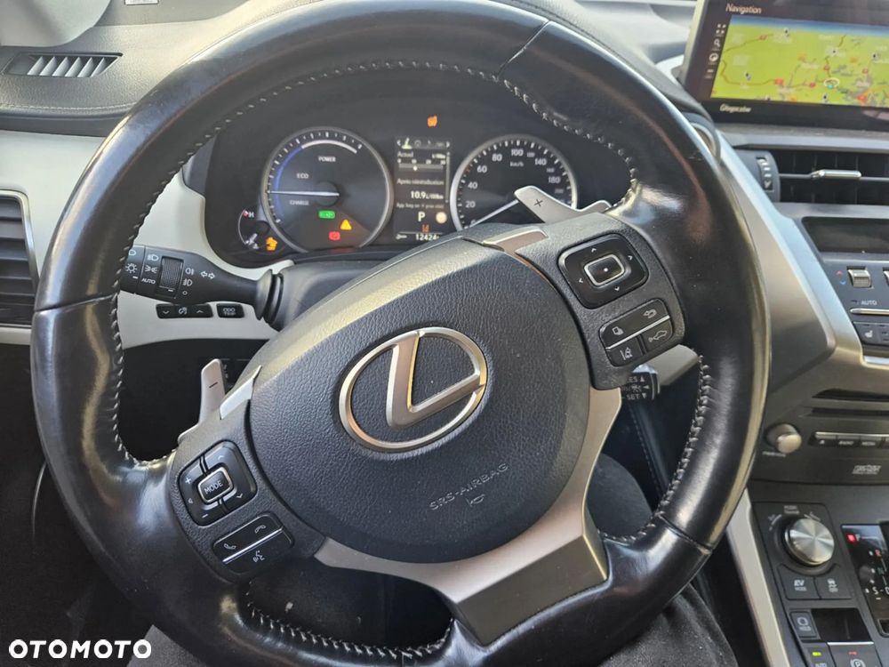 Lexus NX 300h Prestige AWD - 14