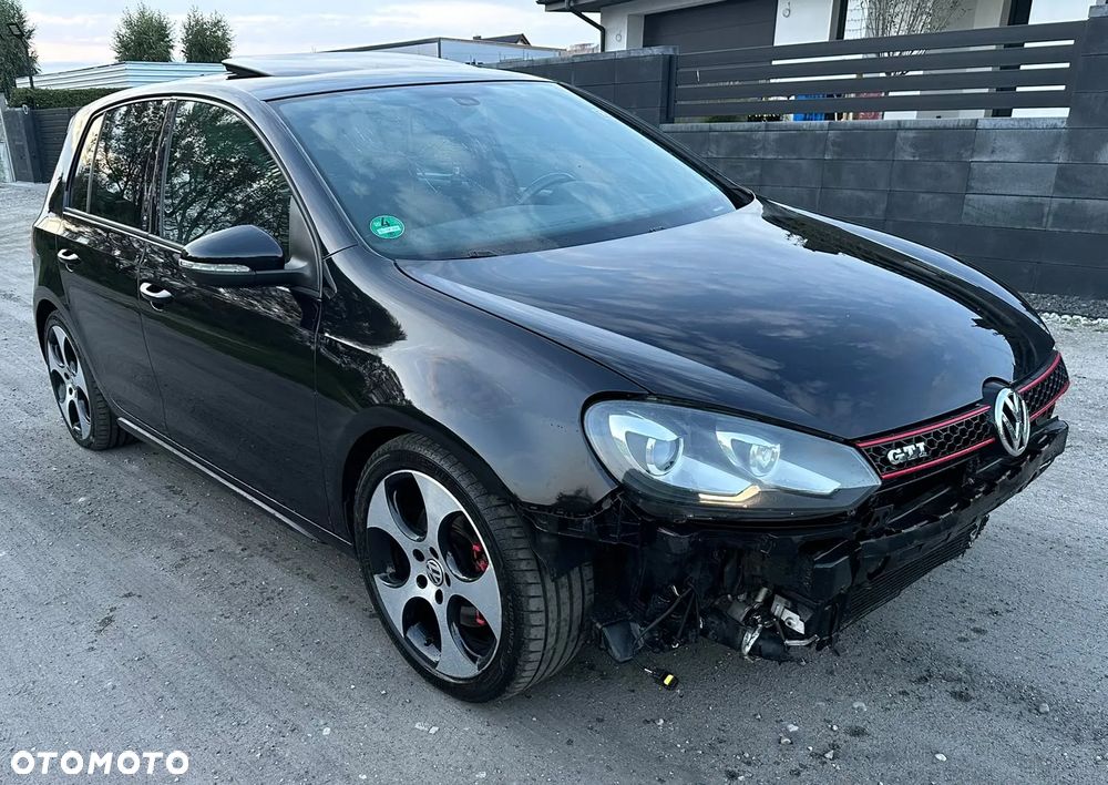 Volkswagen Golf - 3