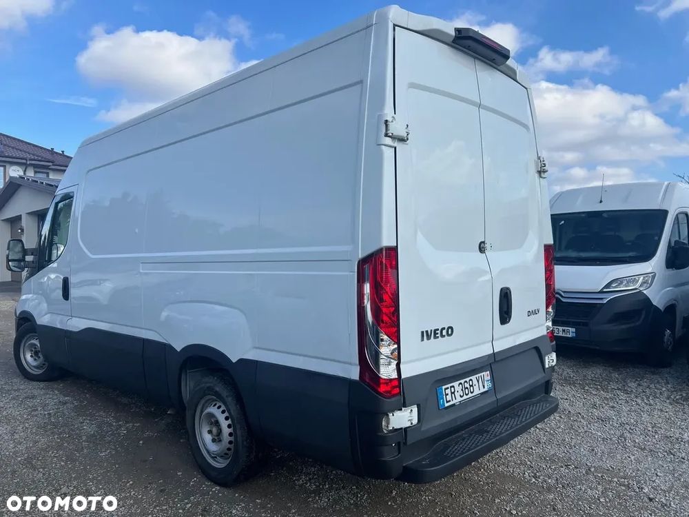 Iveco Daily 35S14 L3H2 2,3 140 KM klima tempomat - 4