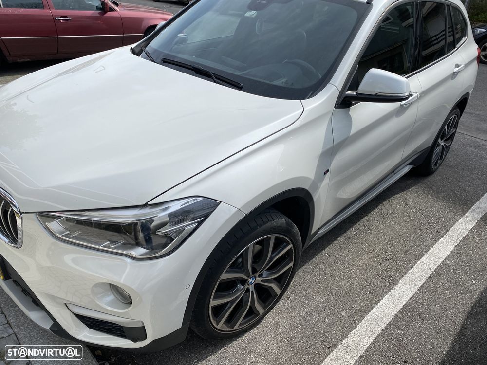 BMW X1 18 d sDrive Auto Pack M - 2