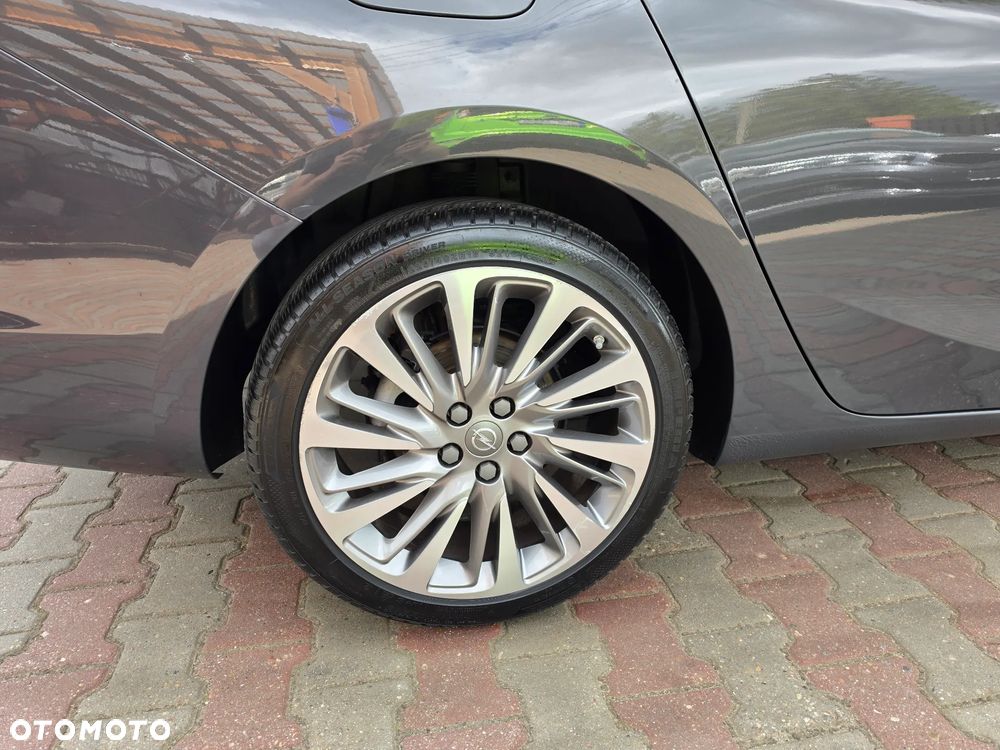 Opel Astra 1.4 Turbo Dynamic - 9
