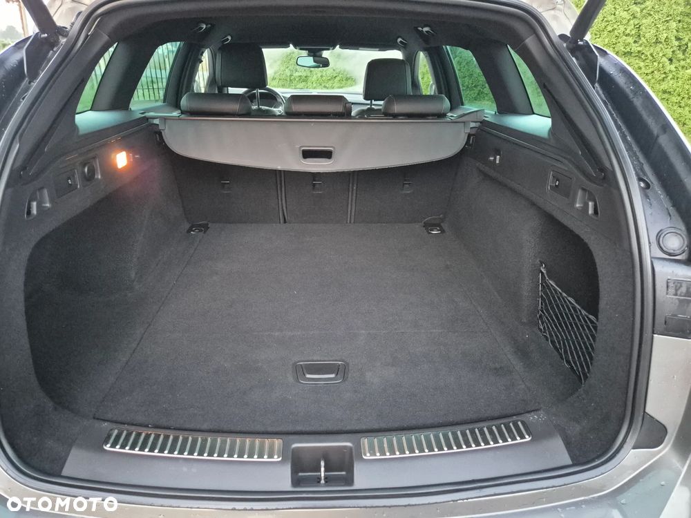 Opel Insignia - 34